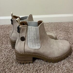 Stylish Beige Ankle Booties